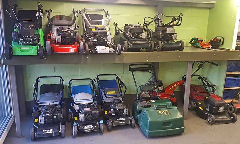 Garden Machinery, sales, service and repairs, spares and hiring of all garden mowers and horticulture equipment, Burton on trent and ollerton